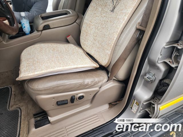 Chevrolet Tahoe 2004 — photo 11