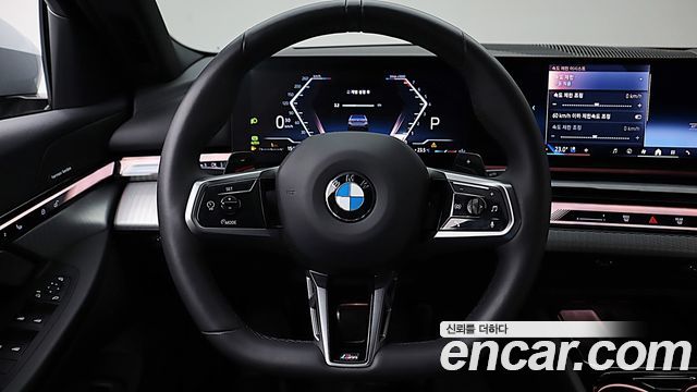 BMW 5-Series 2025 — photo 8