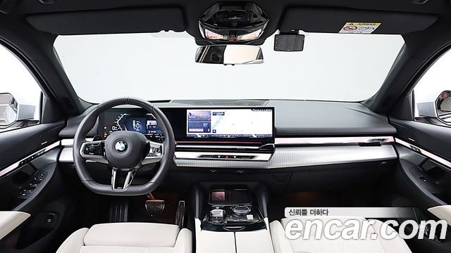 BMW 5-Series 2025 — photo 14