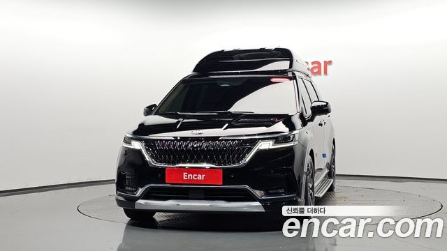 Kia Canival 2021 — photo 3