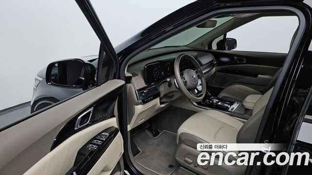 Kia Canival 2021 — photo 13