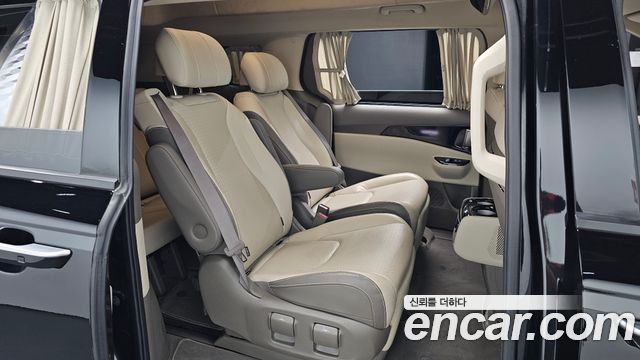 Kia Canival 2021 — photo 18
