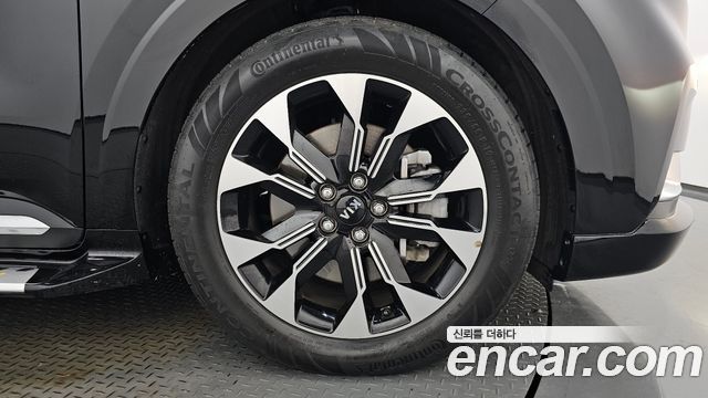 Kia Canival 2021 — photo 7