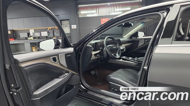 Kia K8 2022 — photo 13