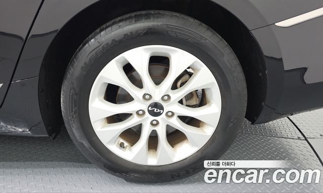 Kia K8 2022 — photo 7