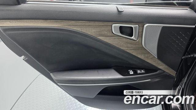 Kia K8 2022 — photo 15