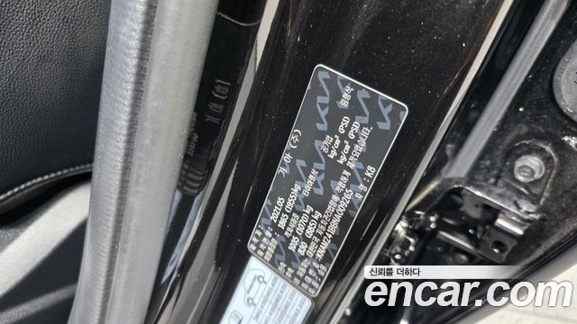Kia K8 2022 — photo 34