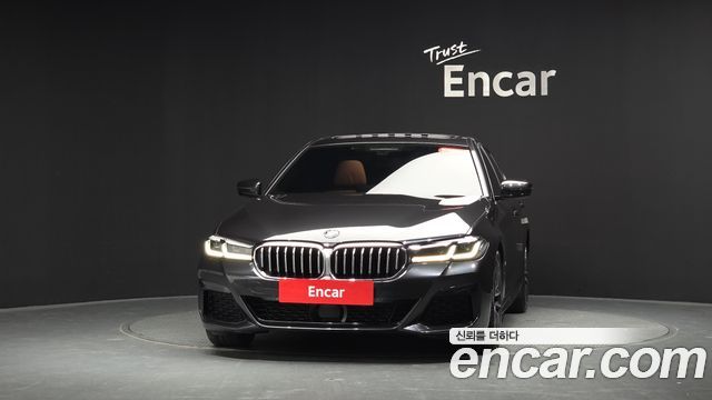 BMW 5-Series 2022 — photo 3