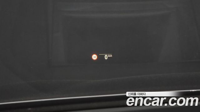 BMW 5-Series 2022 — photo 25