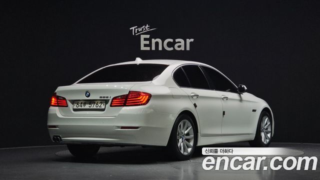 BMW 5-Series 2015 — photo 2
