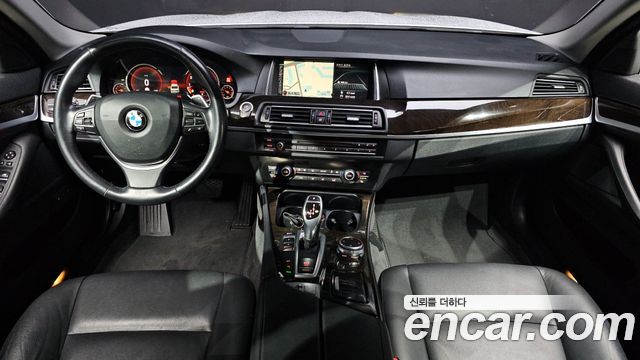 BMW 5-Series 2015 — photo 7