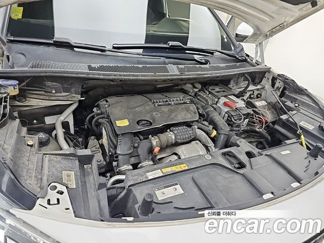 Peugeot 5008 2018 — photo 6