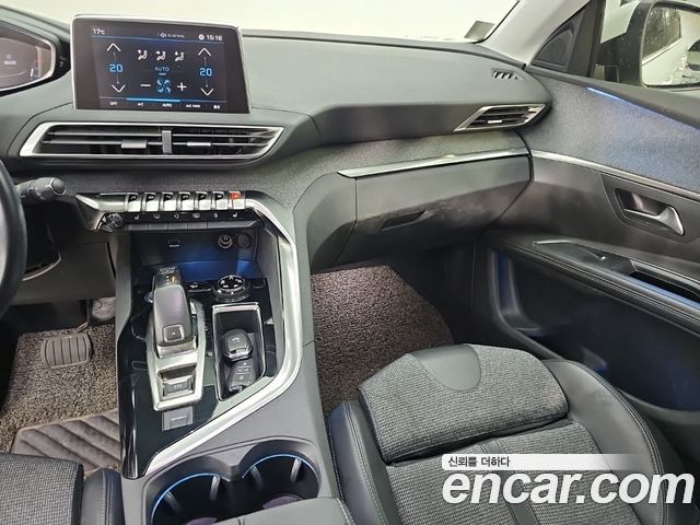 Peugeot 5008 2018 — photo 10