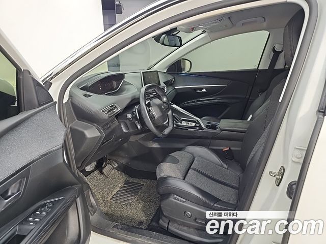Peugeot 5008 2018 — photo 11