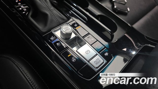 Kia K7 2020 — photo 25