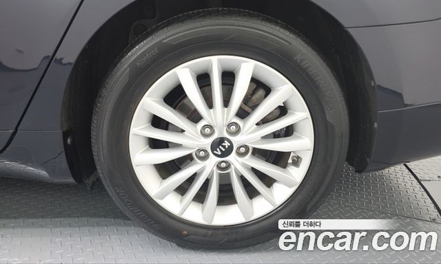 Kia K7 2020 — photo 7