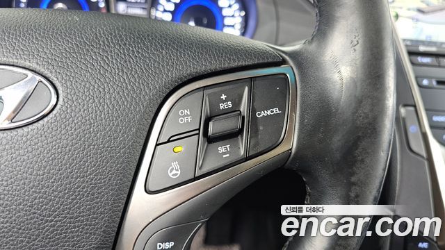 Hyundai Grandeur 2013 — photo 16