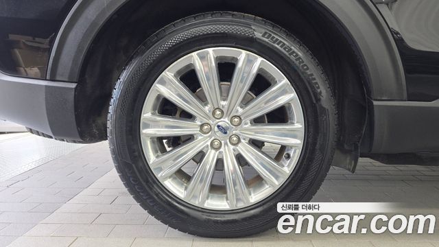 Ford Explorer 2020 — photo 5