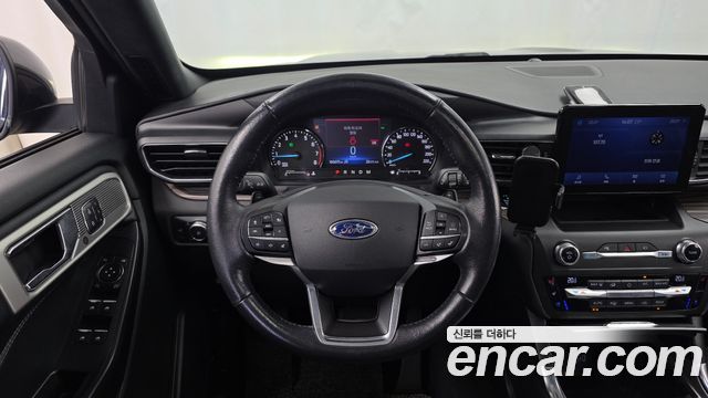 Ford Explorer 2020 — photo 19