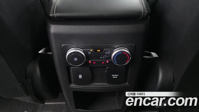 Ford Explorer 2020 — photo 25