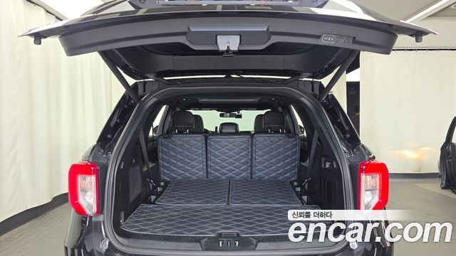 Ford Explorer 2020 — photo 26