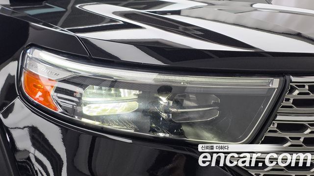 Ford Explorer 2020 — photo 8