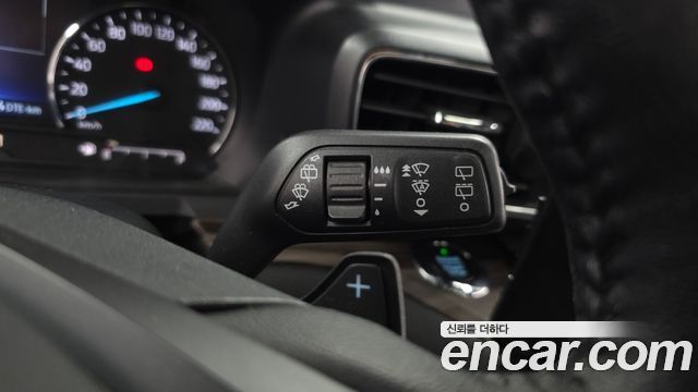Ford Explorer 2020 — photo 28
