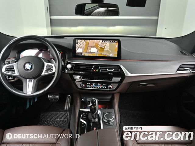 BMW Gran Turismo 2022 — photo 7