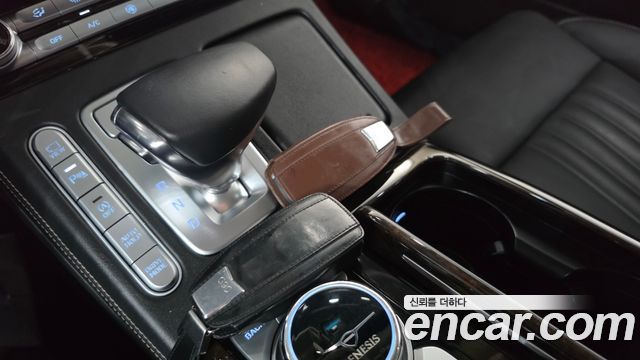 Genesis G90 2021 — photo 21