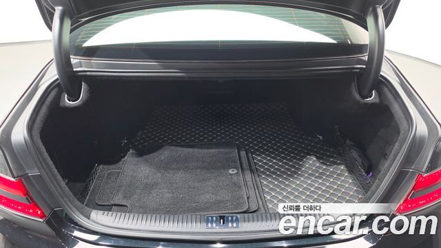 Genesis G90 2021 — photo 23