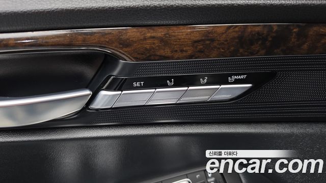 Genesis G90 2021 — photo 29