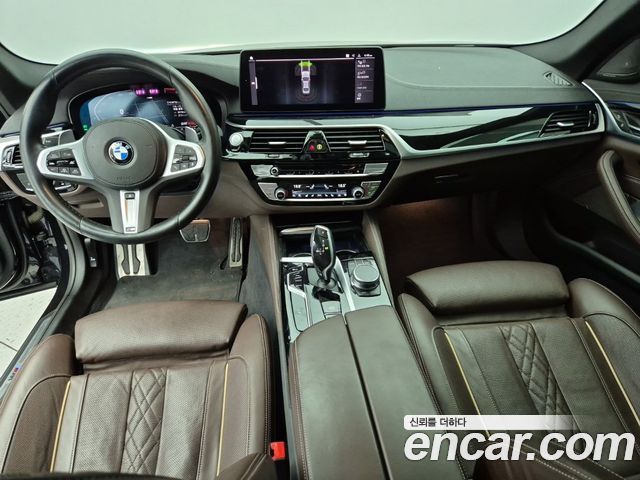 BMW 5-Series 2022 — photo 5