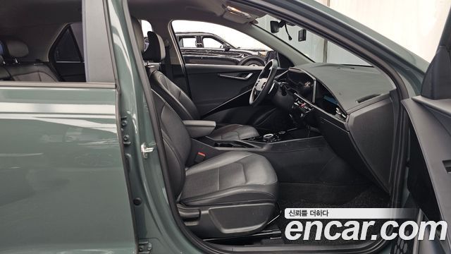 Kia Niro 2023 — photo 17