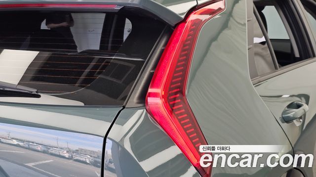 Kia Niro 2023 — photo 9