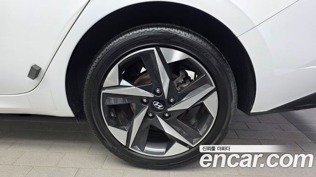 Hyundai AVANTE 2021 — photo 7