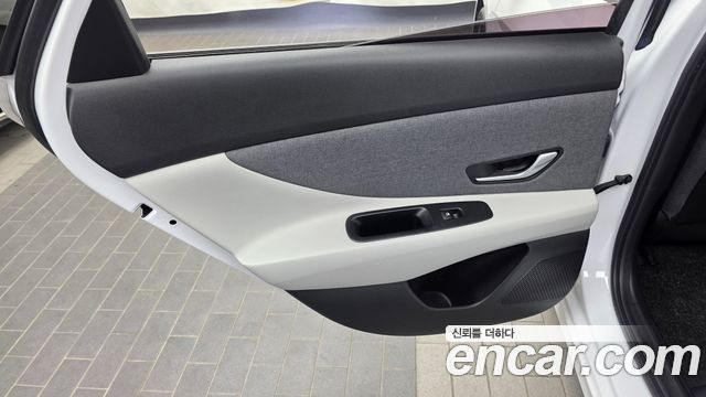 Hyundai AVANTE 2021 — photo 15