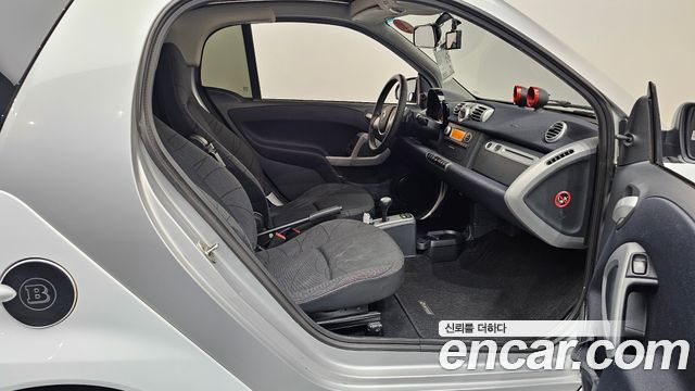 Smart Fortwo 2012 — photo 11