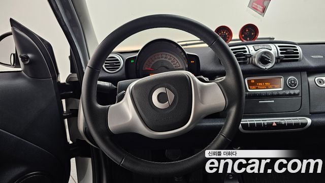 Smart Fortwo 2012 — photo 12