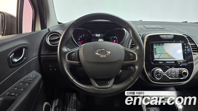 Renault Korea QM3 2018 — photo 13