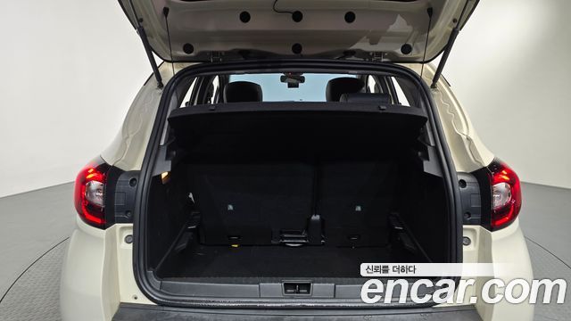 Renault Korea QM3 2018 — photo 16