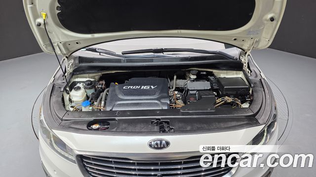 Kia Canival 2017 — photo 6