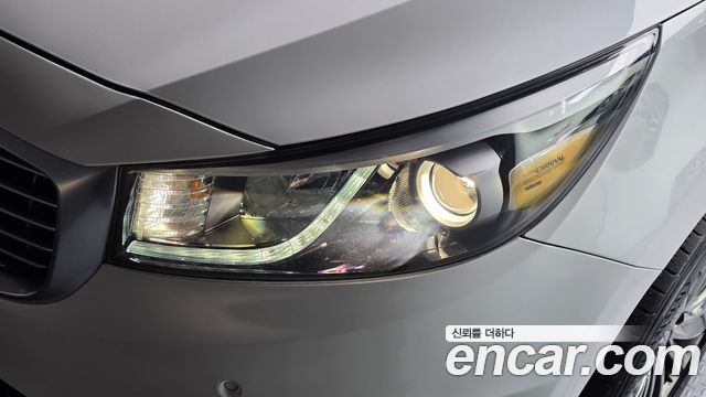 Kia Canival 2017 — photo 8