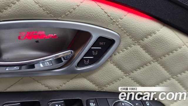 Kia Canival 2017 — photo 33