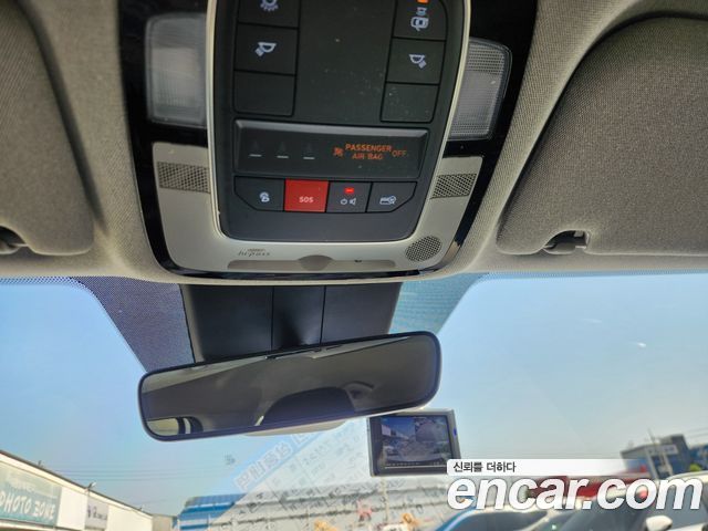 Hyundai Santafe 2022 — photo 12
