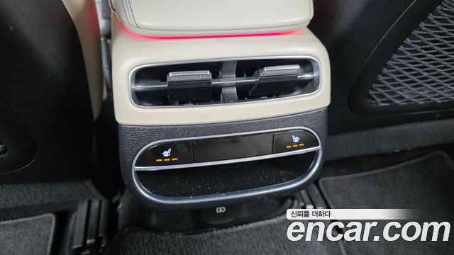 Genesis GV70 2021 — photo 25