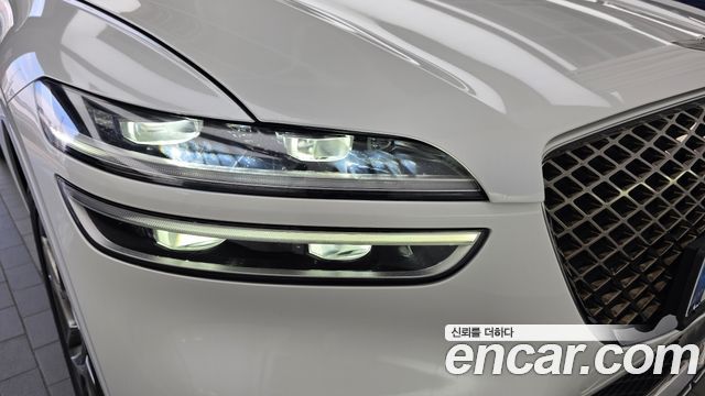 Genesis GV70 2021 — photo 8