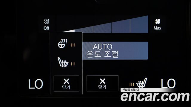 Volvo XC40 2021 — photo 11