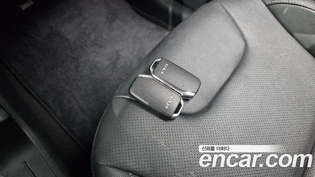 Kia Niro 2023 — photo 21