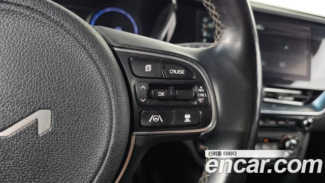Kia Niro 2023 — photo 22