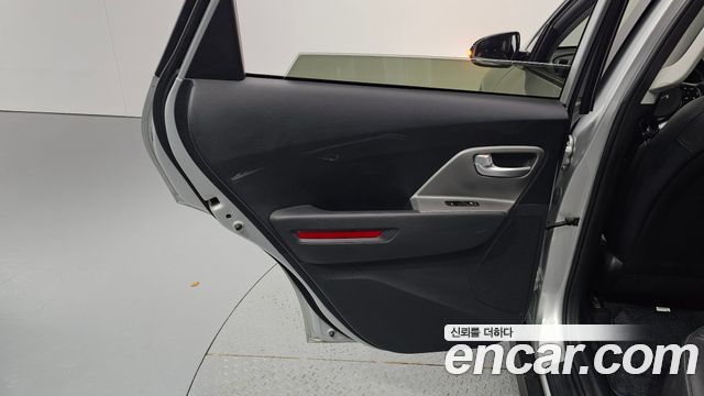 Kia Niro 2023 — photo 15